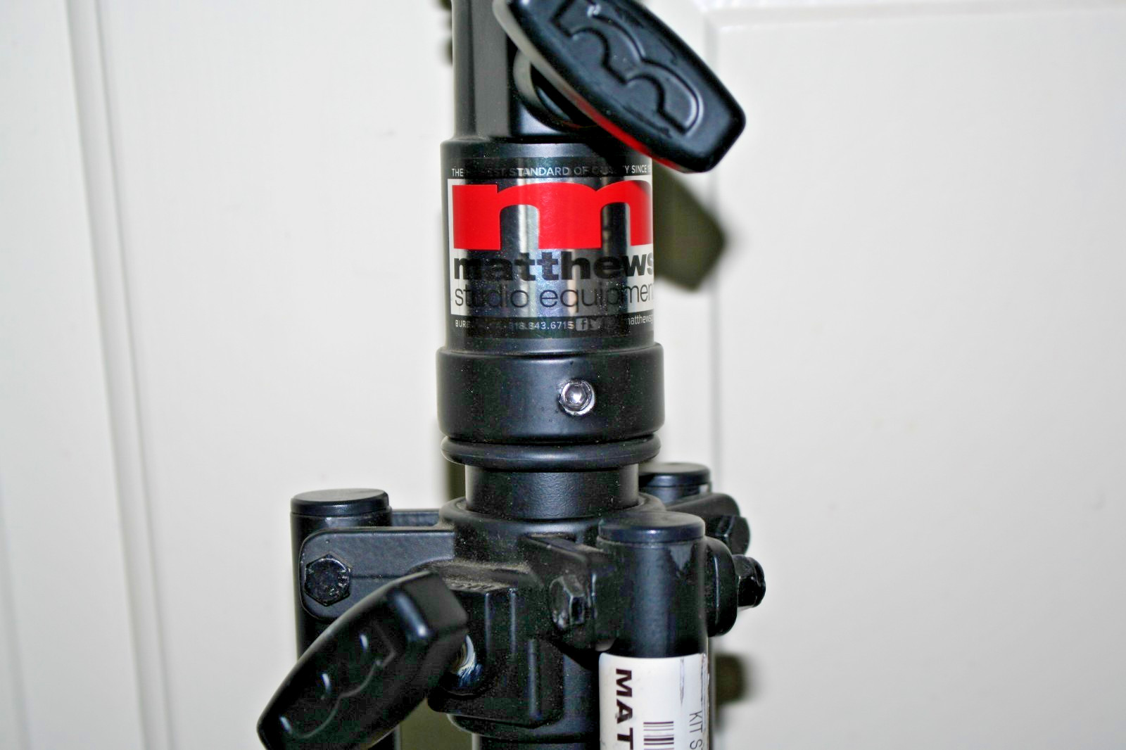 Matthews Hollywood Light/Heavy Triple Riser-Black # B387490 Max. Height 12.4ft