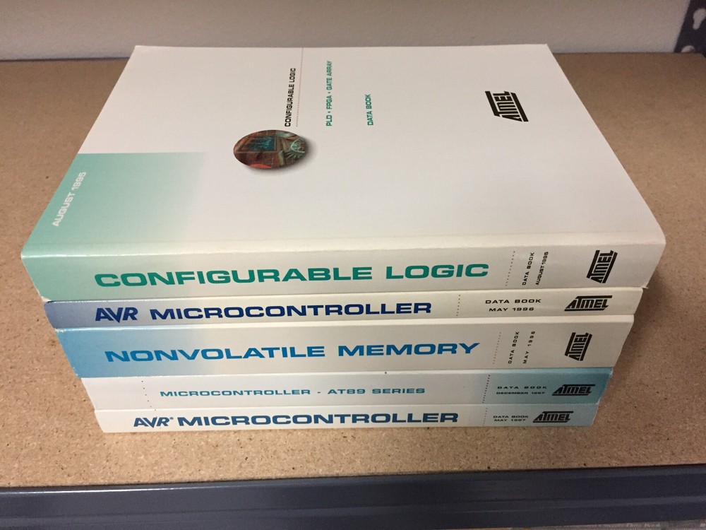 Data Book = Atmel AVR / AT89 MCUs - Memory - Configurable Logic 1995/1996/1997 =