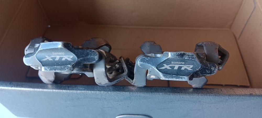 Shimano XTR PD-M9000 Clipless Pedals with Cleats