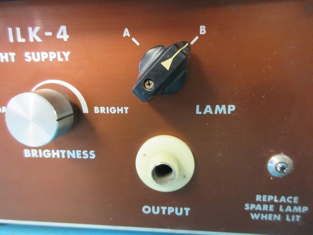 ILK-4 OLYMPUS OPTICAL CO LTD COLD LIGHT SUPPLY NO POWER CABLE