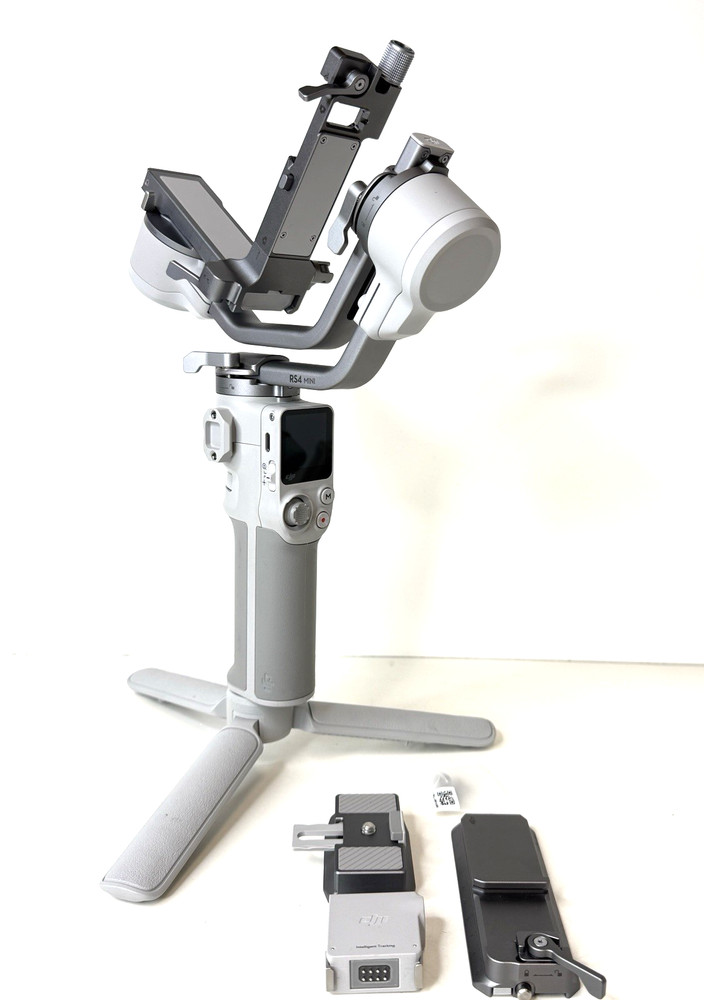 DJI RS 4 Mini Combo 3-Axis Gimbal Stabilizer - Gray