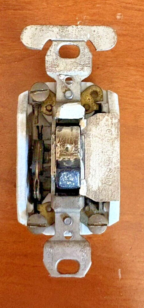 Toggle Light Switch #G E 1690~Early 1900s Antique Ceramic Base & Brass ~It Works