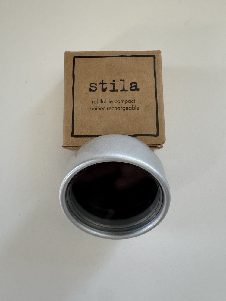 NIB Stila Refillable Compact Single Pan