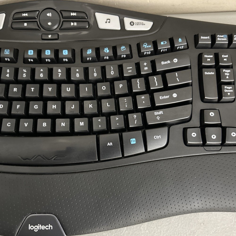 Logitech K350 Ergonomic Keyboard And Wireless Mouse USB Receiver