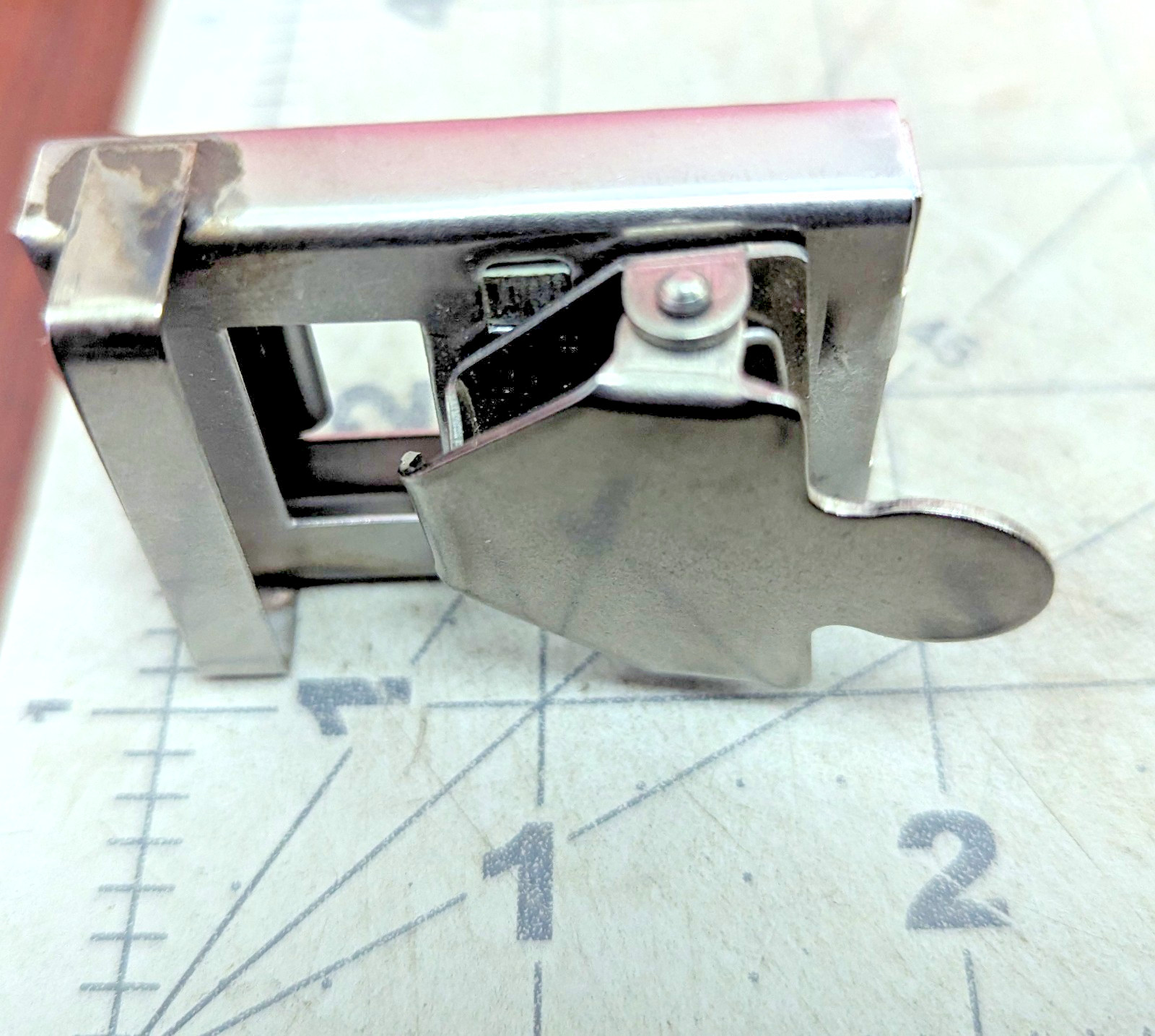 Vintage Radiation Film Badge Dosimeter Holder Military Issue Boxed [B6B3]