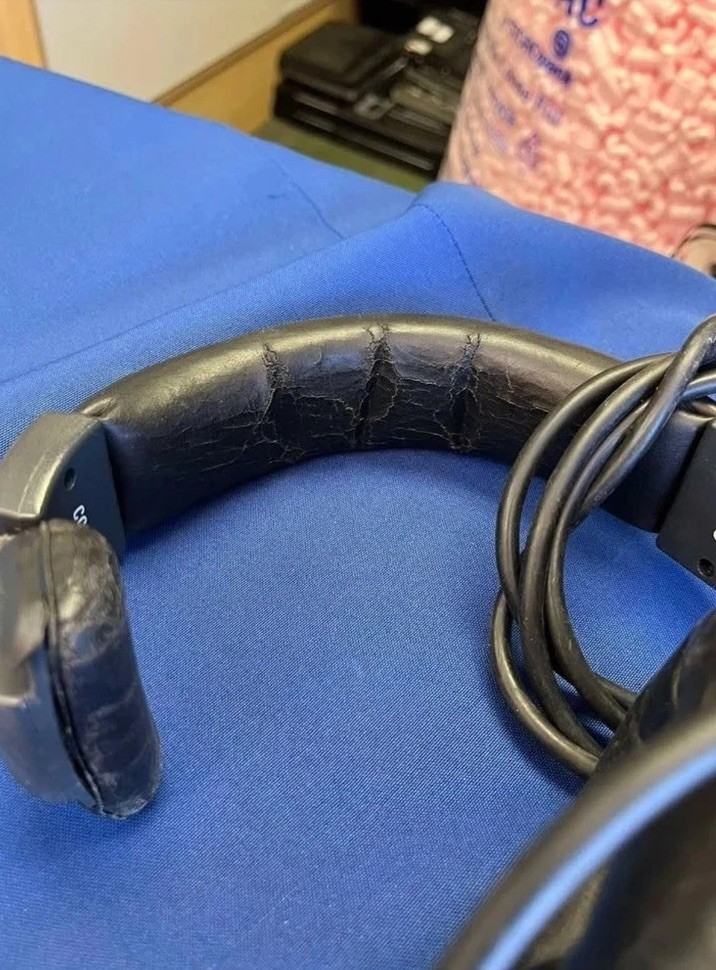 Clear-Com CC-95 Single Muff Intercom Headset – Used – Fully Functional