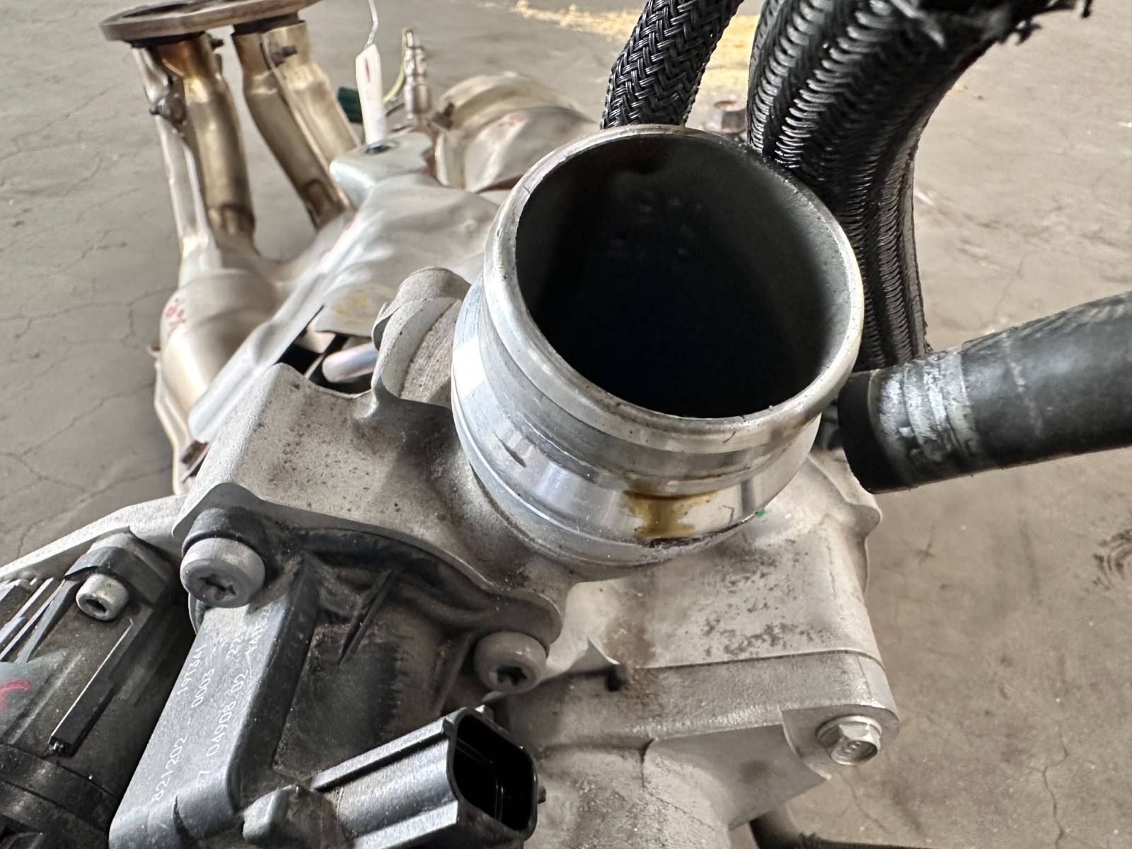 19-25 SUBARU ASCENT TURBOCHARGER EXHAUST MANIFOLD WITH 58K MILES, OEM LOT3648