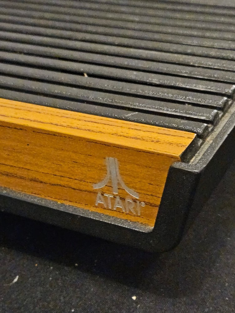 Atari 2600 Video Computer System CX-2600 6-Switch Woodgrain Console VCSOriginal