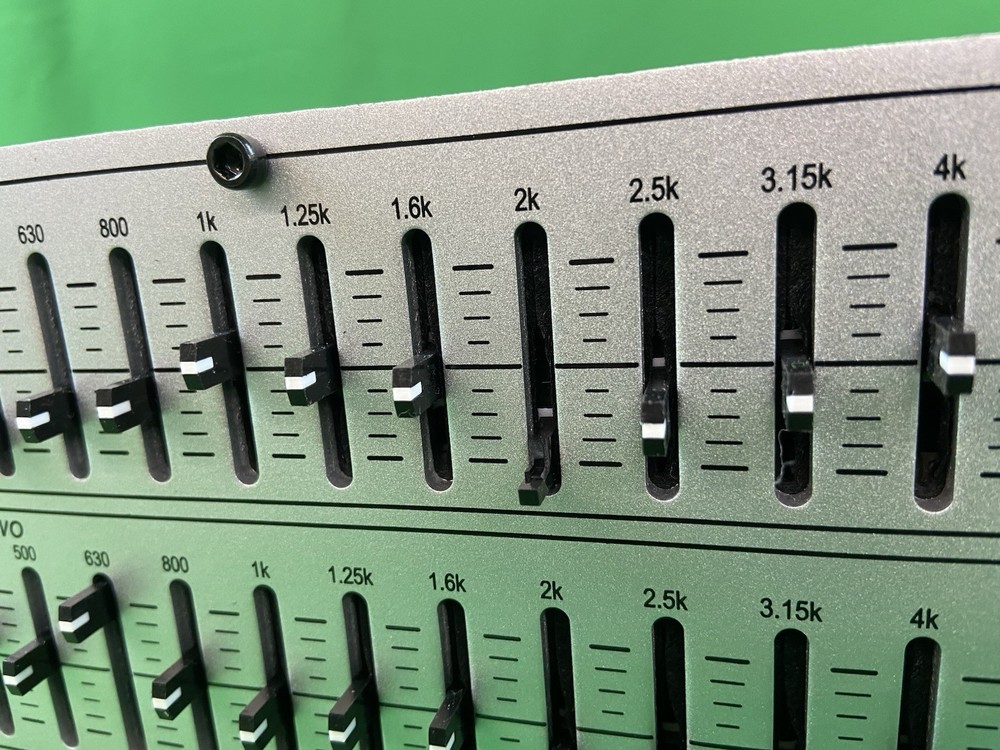 DBX 231s Dual Channel 31-Band Graphic Equalizer