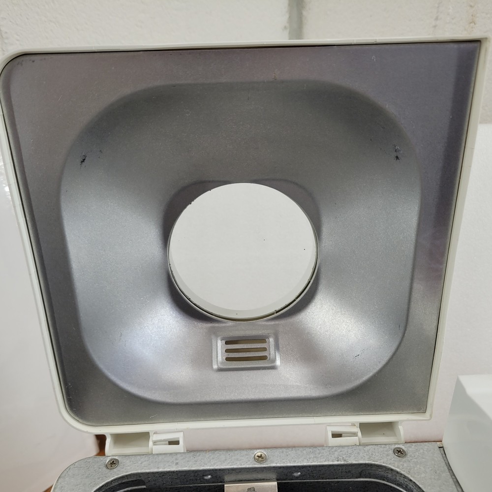 Regal K6726 Automatic Breadmaker Bread Machine