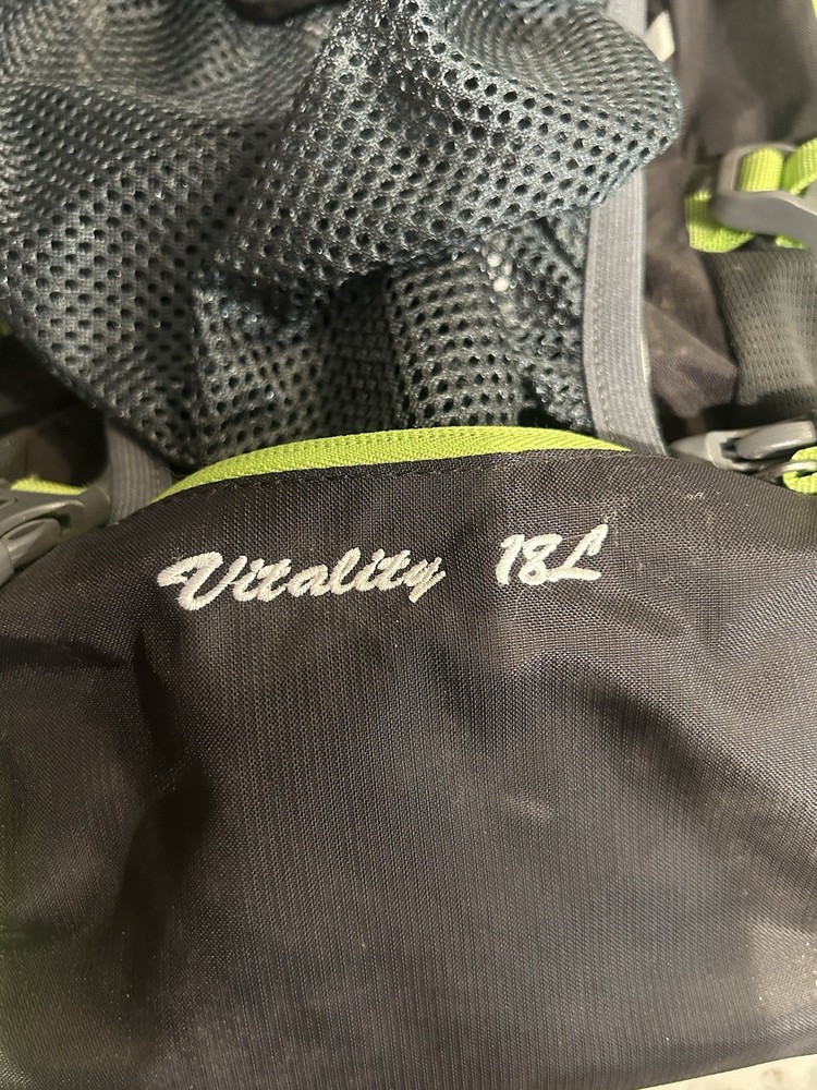 Anmeilu Backpack 18L - Preowned Great Condition