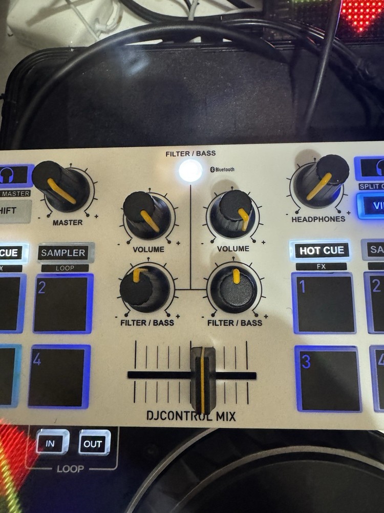 Hercules DJControl Mix Wireless Double Deck Controller - White