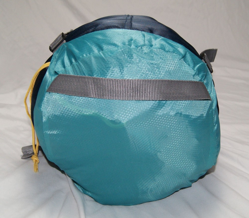 canway sleeping bag w/ carry case