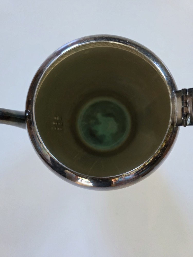 Wm Rogers Silver-Plated Coffee Pot