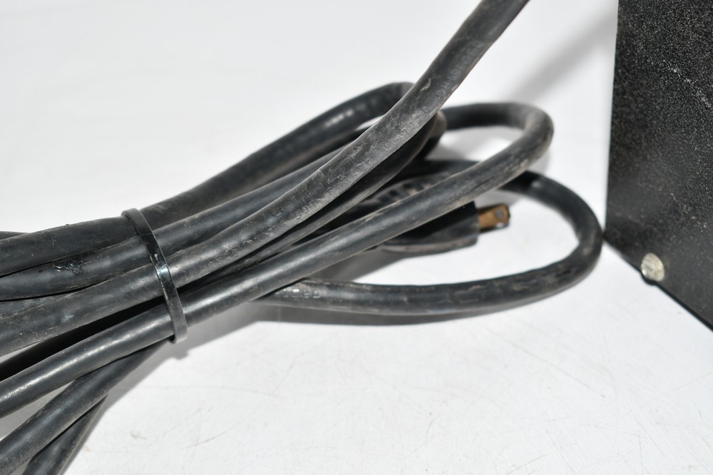 Staco Variac Variable Voltage Transformer Regulator 0-100