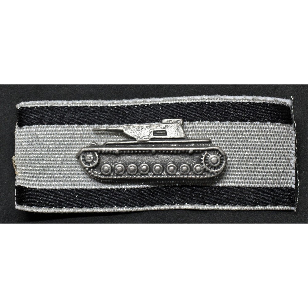 WW2 Tank Destroyer Badge - REPRO