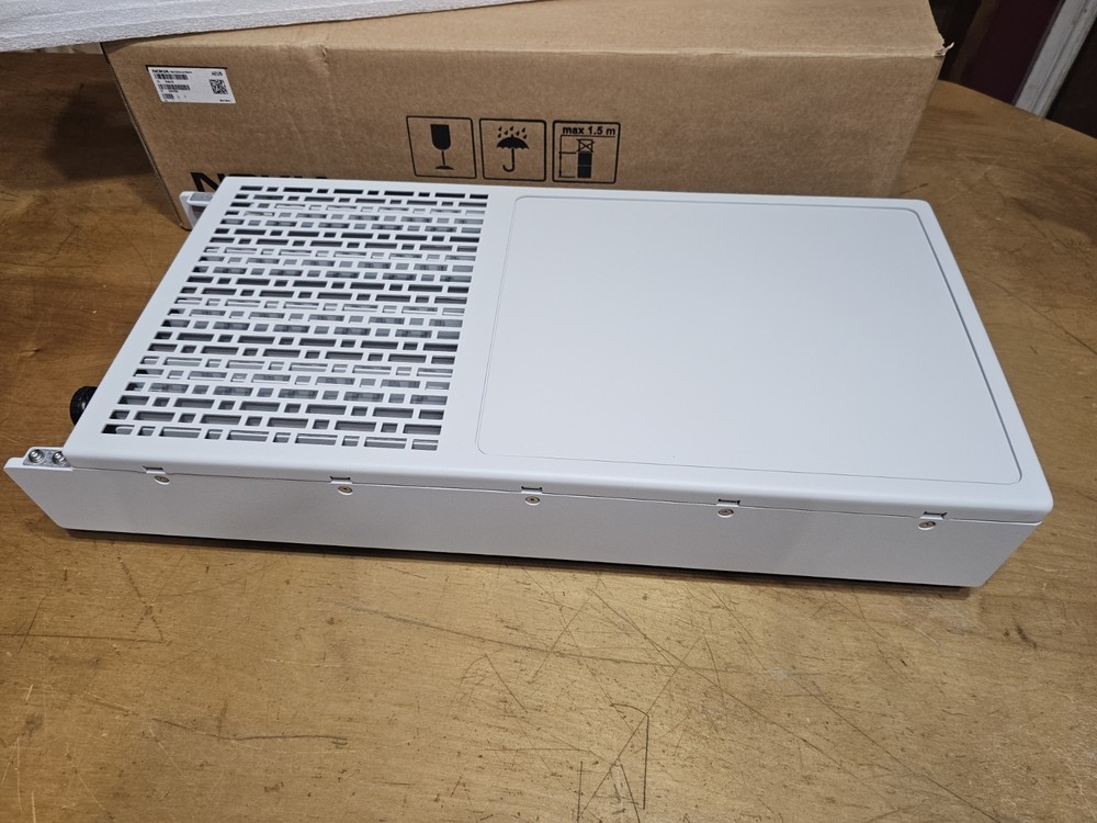 NEW NOKIA SOLUTIONS NETWORKS AIRSCALE AEUB RADIO UNIT FIXED TRANSMITTER