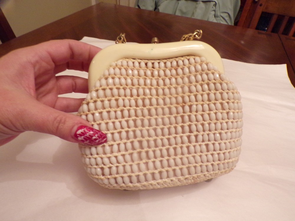 VTG White Beaded Hand Bag