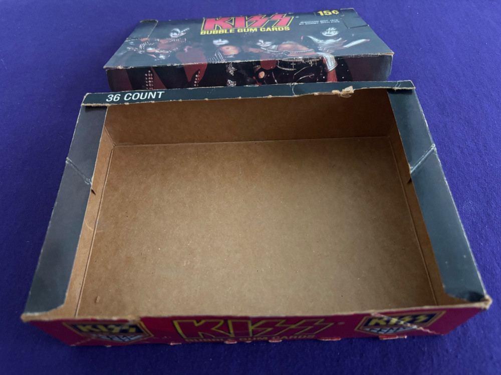 Original (Kiss) Empty Wax Box Cards