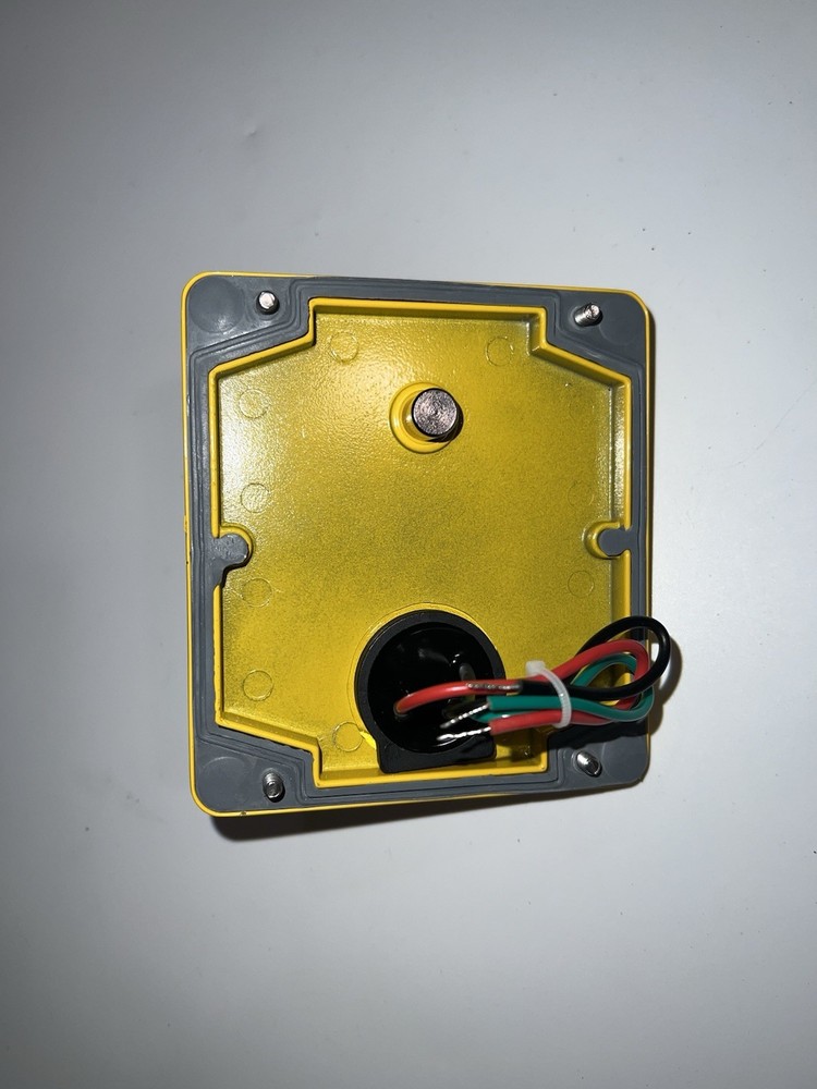ABB 2TLA050204R1233 DUAL-SIDE E-STOP CABLE PULL SWITCH 120V LED *New In Box*