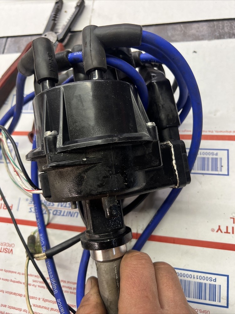 Mercruiser thunderbolt IV distributor with ignition module v6-14