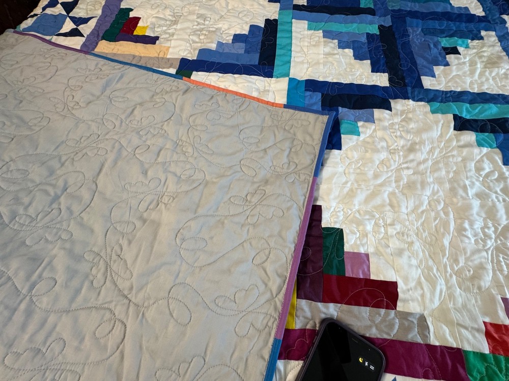 Queen Size Machine Pieced And quilted Patchwork Quilt