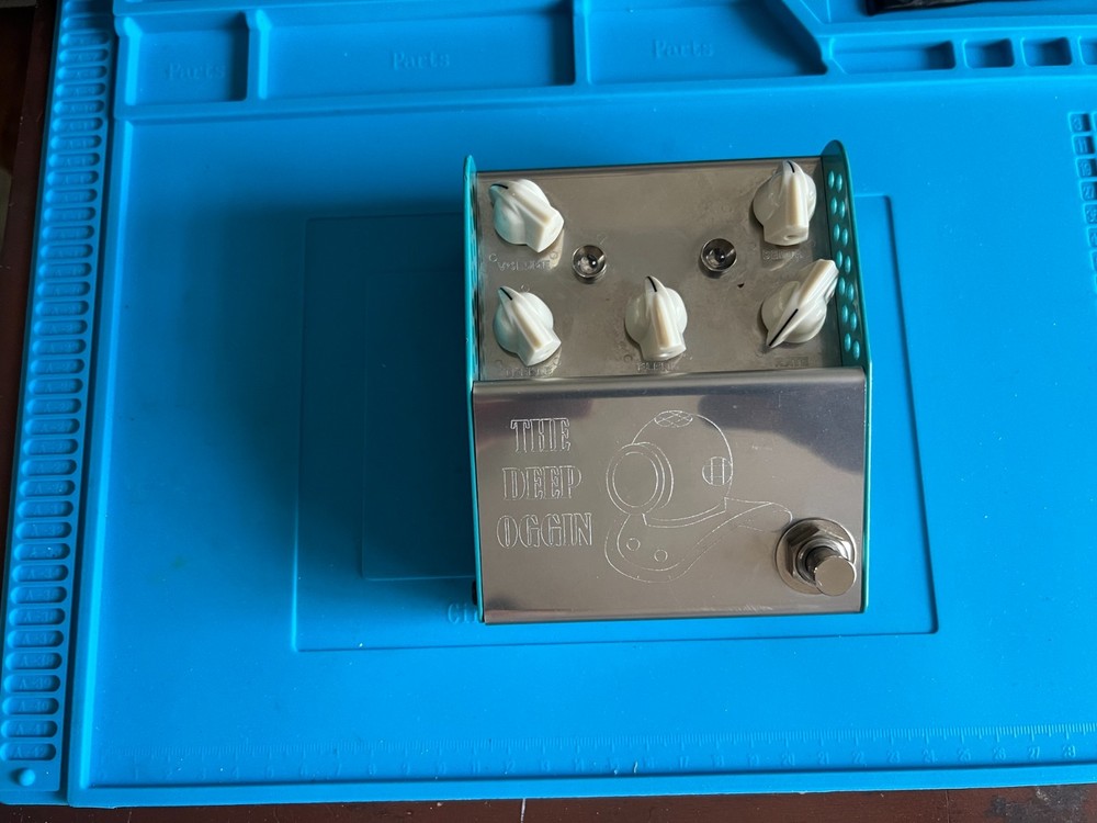 ThorpyFX Deep Oggin Chorus/Vibrato - Excellent Condition