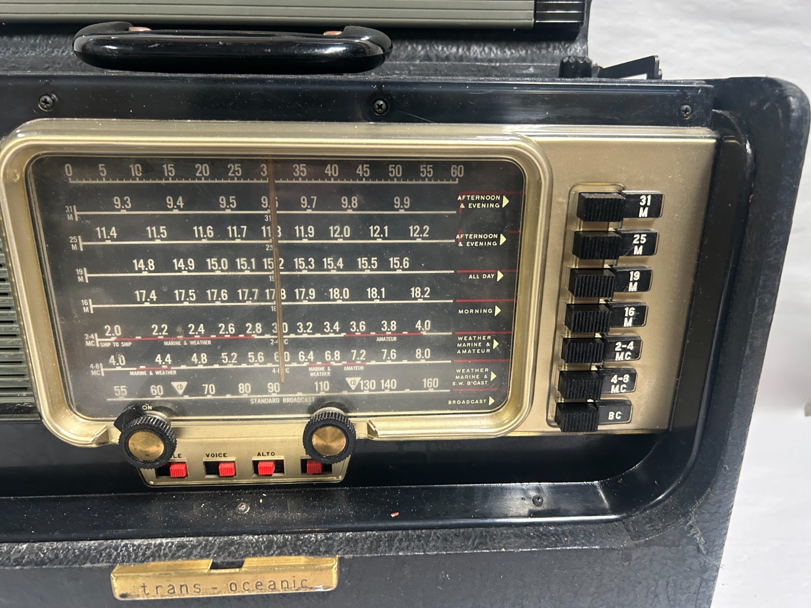 Vtg Zenith Trans-Oceanic Model L600 Super DeLuxe Shortwave Radio Receiver (A30)