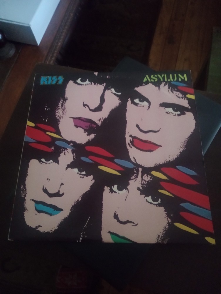 KISS ASYLUM ALBUM EXCELLENT