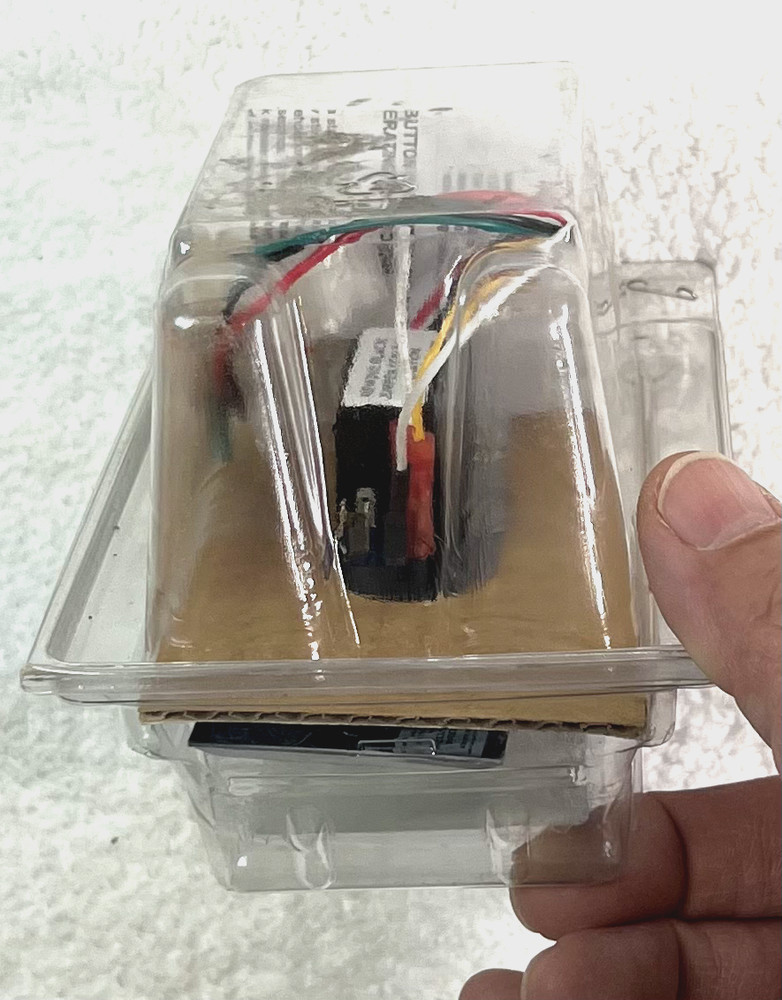 EEB3N Narrow Stile Push to Exit Button w/ 30s Timer - Green/Red - Securitron