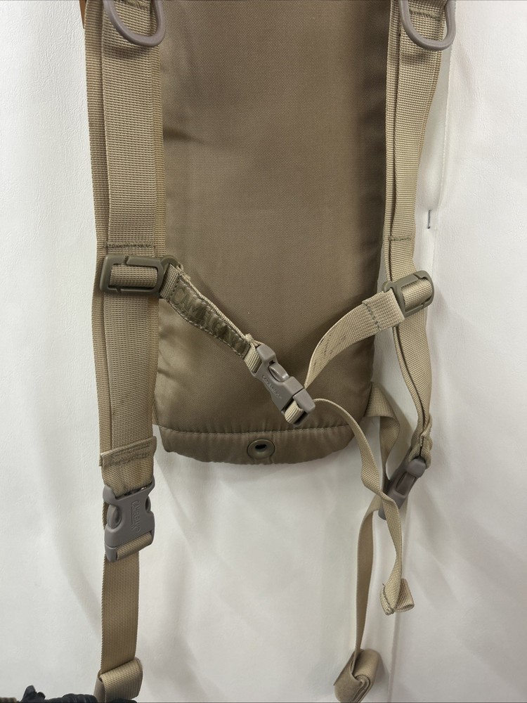 Camelbak MaximumGear Thermobak 2L Hydration Pack Carrier Backpack Camo W/Bladder