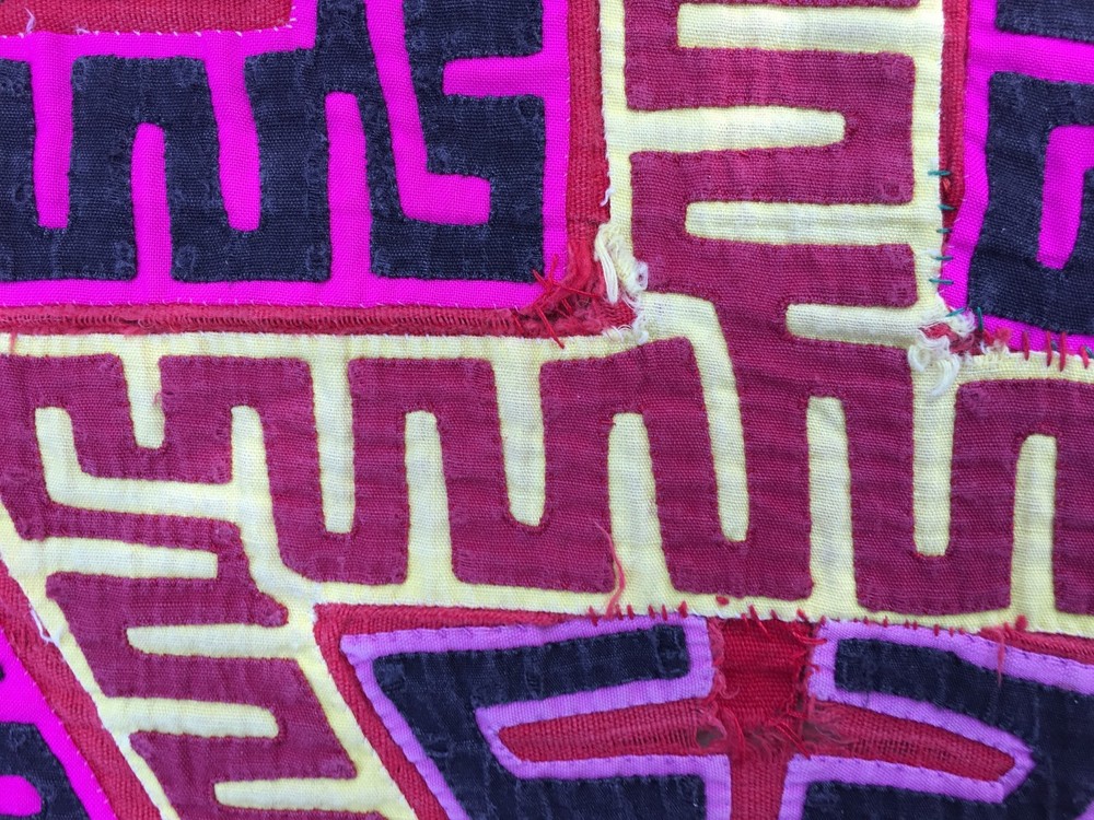 Mola from Panama, old, worn, complex design. larger size.