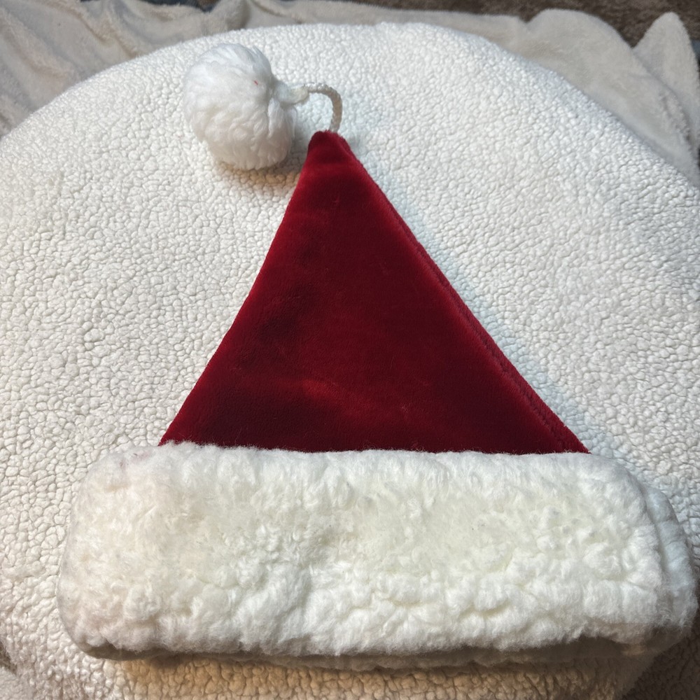 SANTA VELVET HAT. Medium
