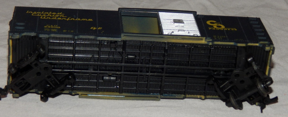 HO Bachmann C&O 23000 Boxcar