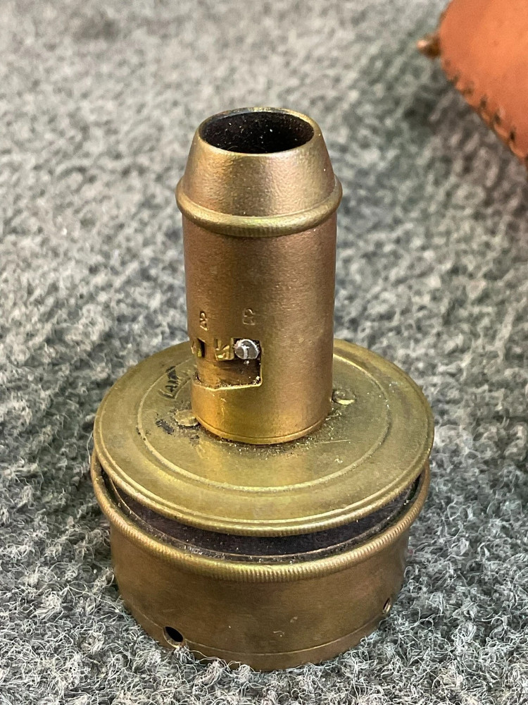 Vintage Brown Leather 🏺 Powder Flask – Muzzleloader Accessory