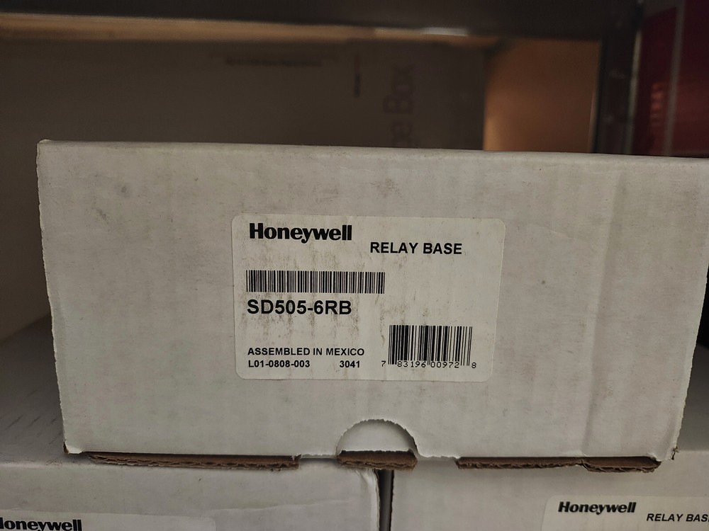 Addressable Relay Base, Silent Knight SD505-6RB