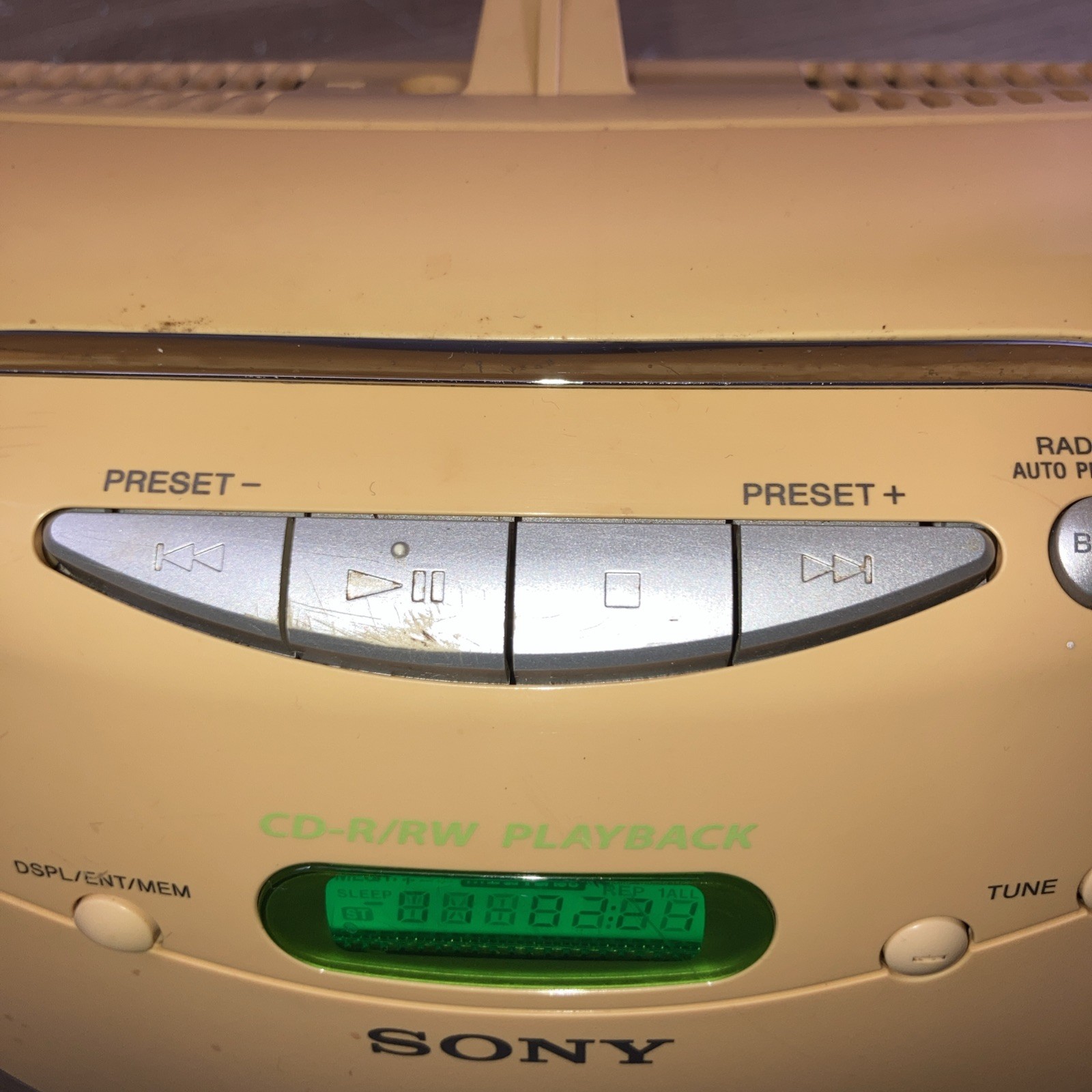 Sony ZS-YN7 Boombox CD/R-RW/AM FM/MP3 MegaBass Tested working Some Blemishes