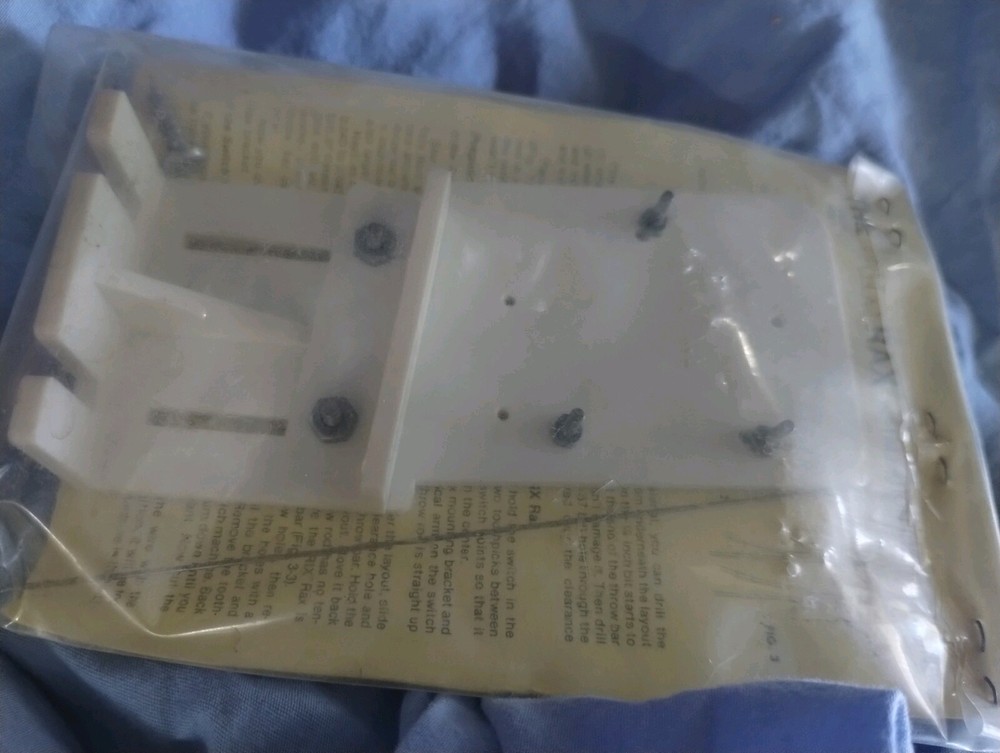 RIX Rax 628-1 Under-Layout Mounting Brackets Switch Mounting brackets Sealed