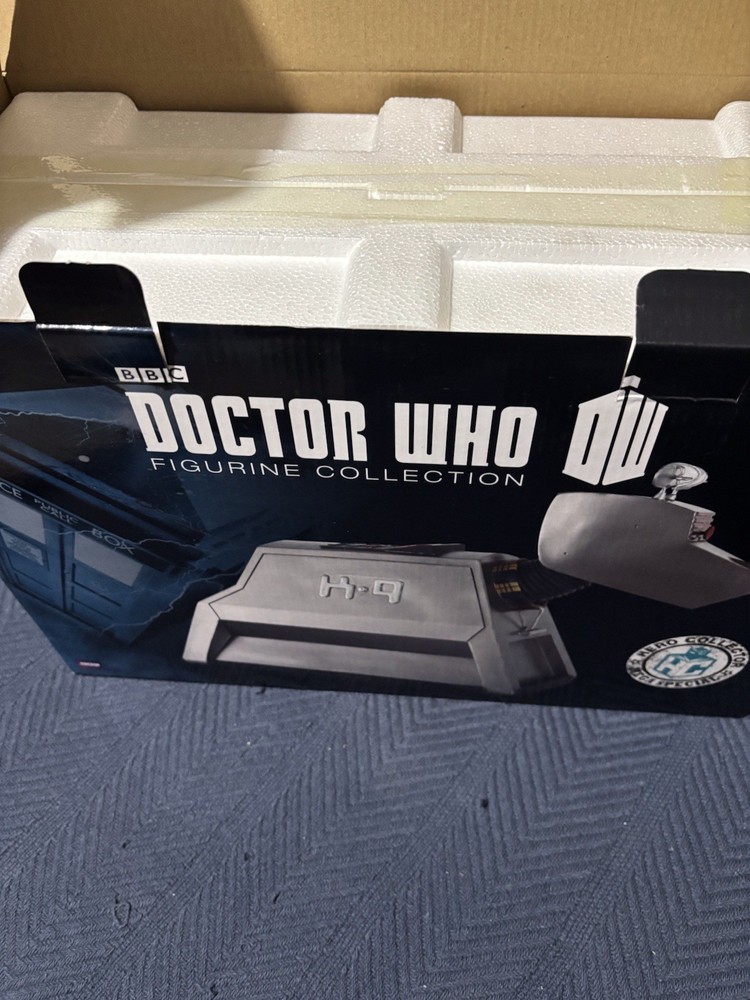 Eaglemoss K-9 Heroes Collection Mega Figure
