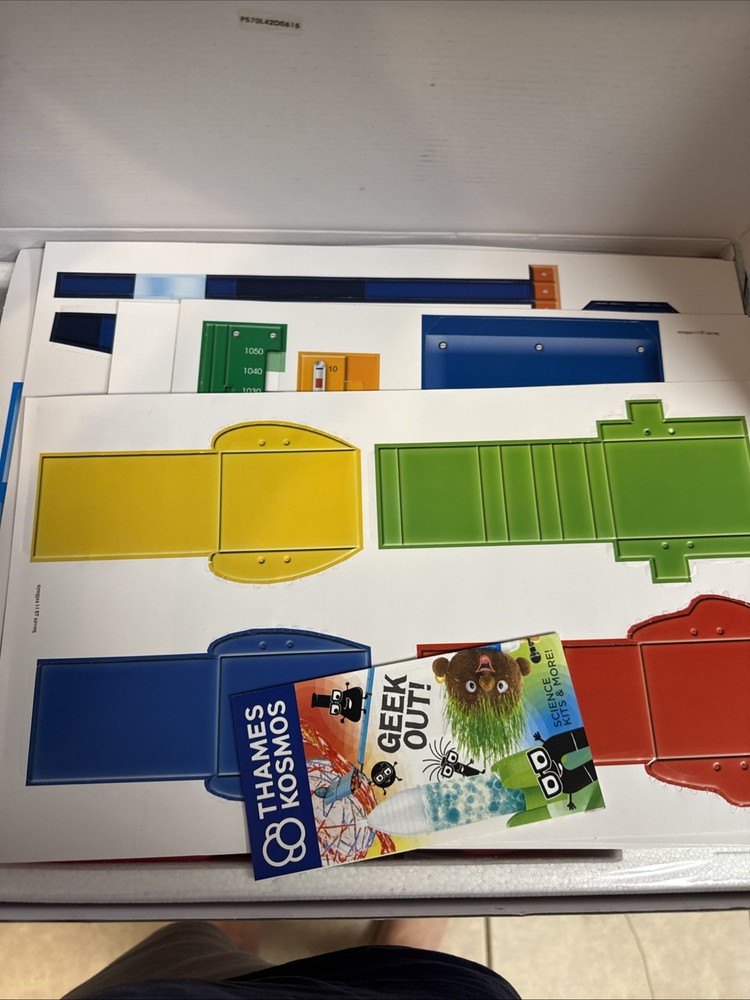 Thames & Kosmos Physics Pro (V2.0): Educational Science Kit for Kids, Grades