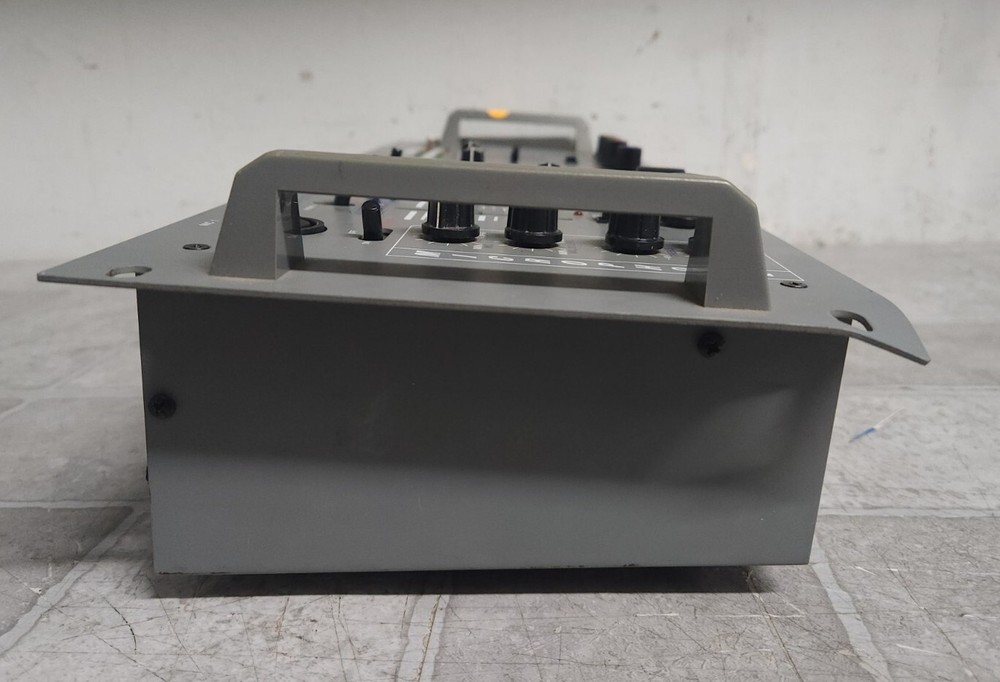 American DJ Audio XDM-242 Missing Knobs SEE PICS