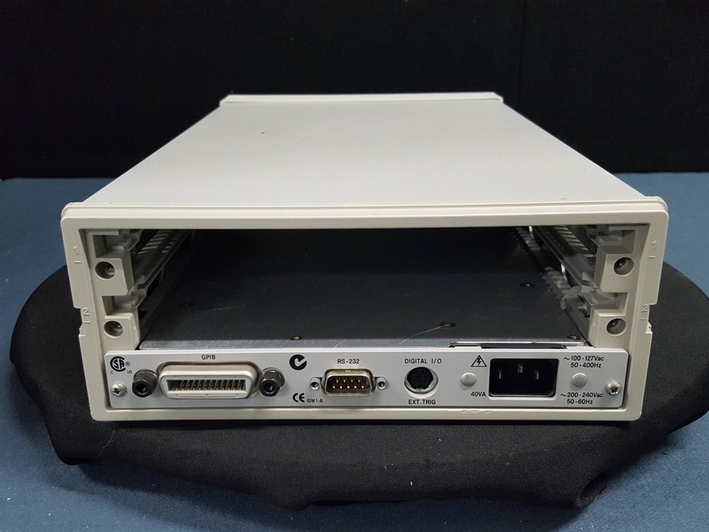 Agilent 3499B: Switch / Control System Main Frame (0637)