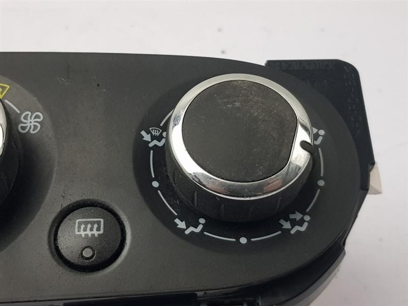 2018 RENAULT CAPTUR HEATER CONTROL PANEL ASSEMBLY 272704701R