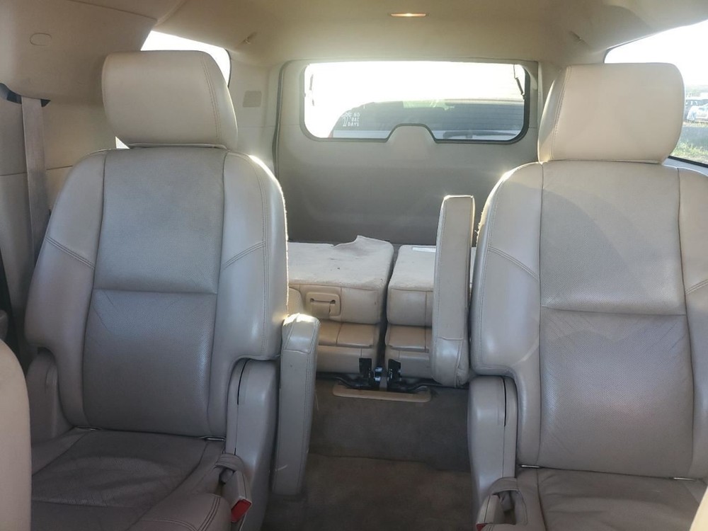 Driver Left Front Spindle/Knuckle Fits 07-14 ESCALADE 2521951
