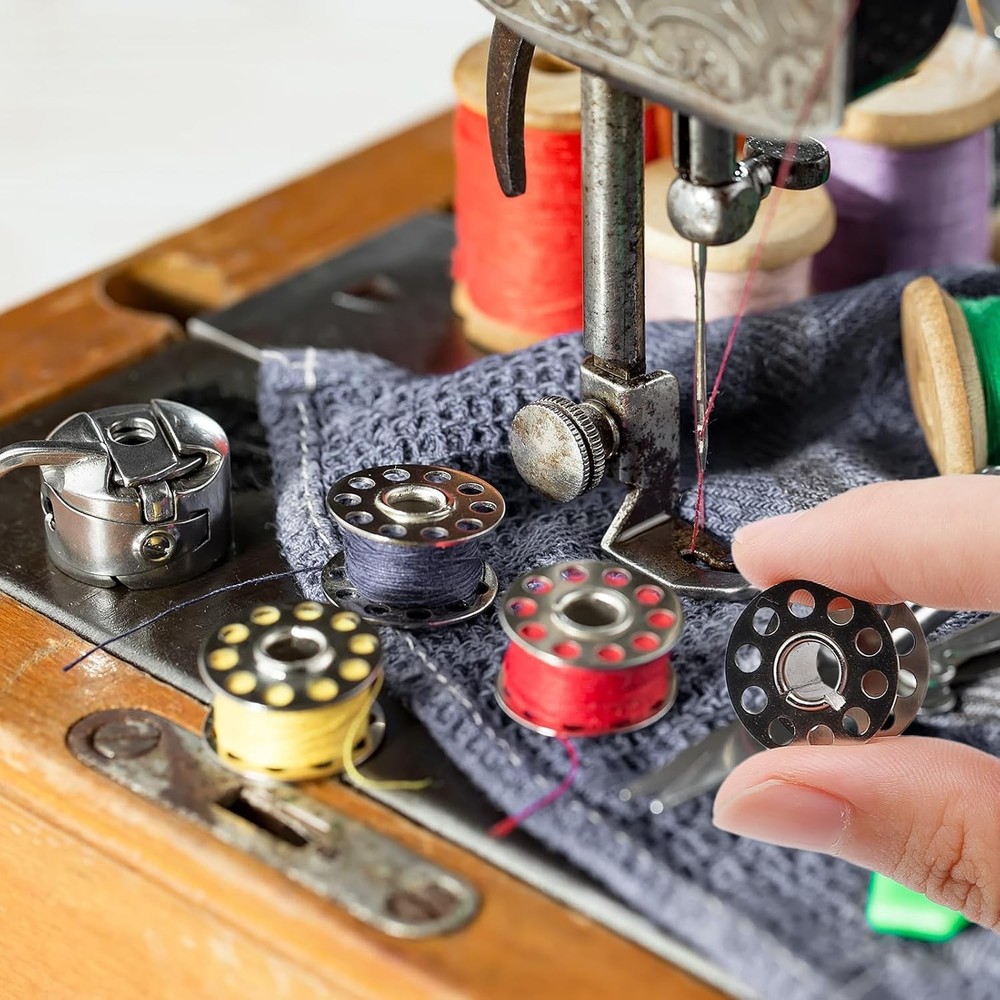 Metal Sewing Machine Bobbins Universal Compatible