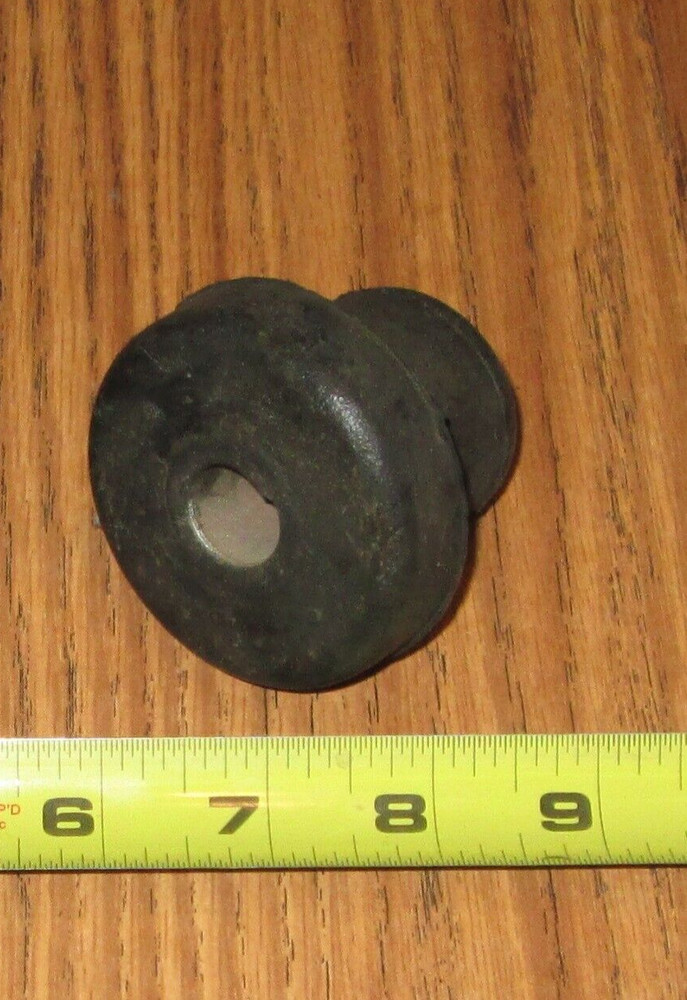 Cabin Mount, BUSHING OEM Peterbilt 05-08968 ~ Kenworth M501