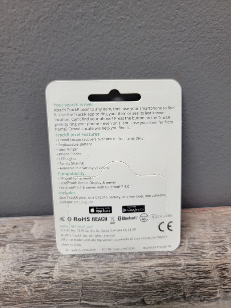 TrackR Pixel Bluetooth Tracking Device, Key Phone Finder, iOS/Android New -WHITE