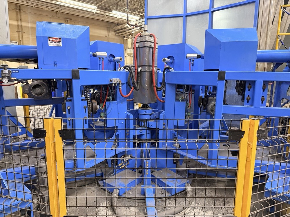 Ferry RS4-3300 Rotomold Machine