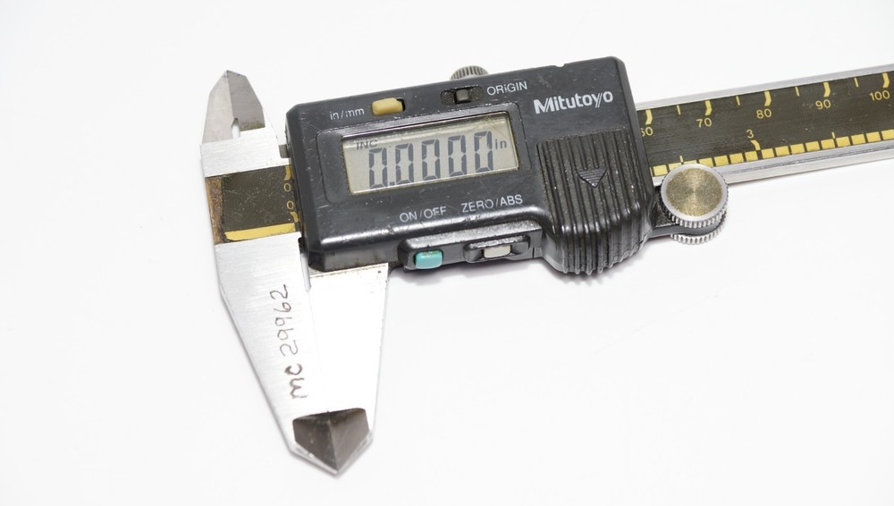 Mitutoyo Absolute Digimatic 0-6" Digital Caliper