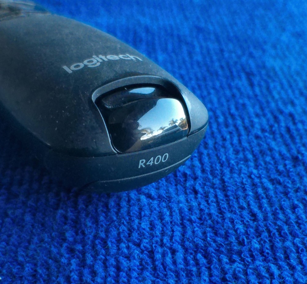 Logitech R400 Laser Pointer Presentation Remote with USB Dongle